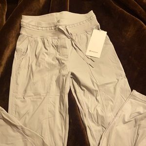 Lululemon crop pants size 6